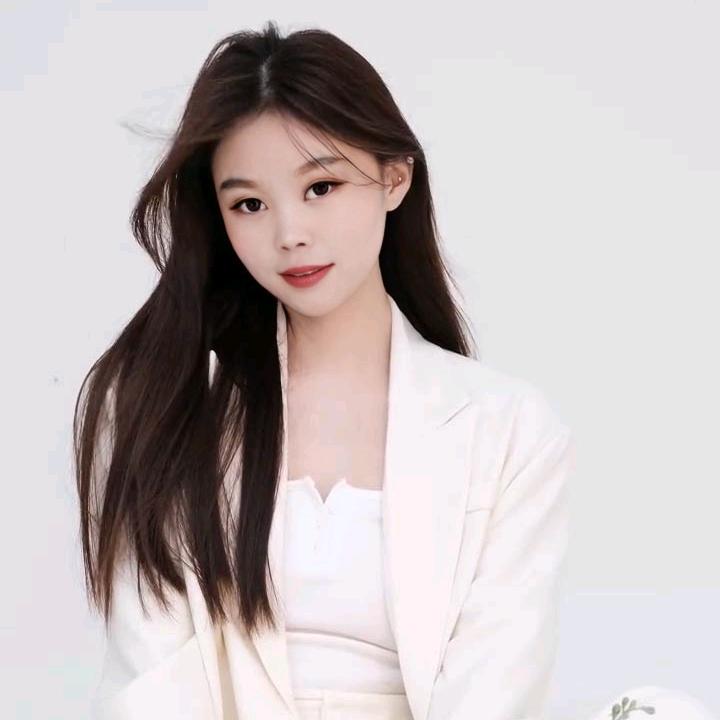 一个有故事的女孩