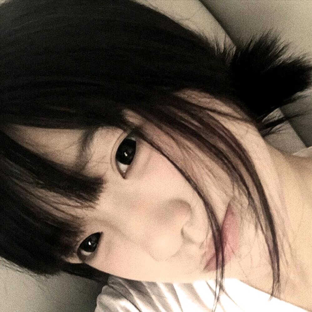 -^真心話^👣头像