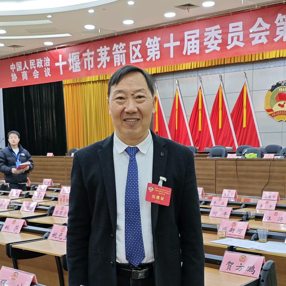 李诺聊车