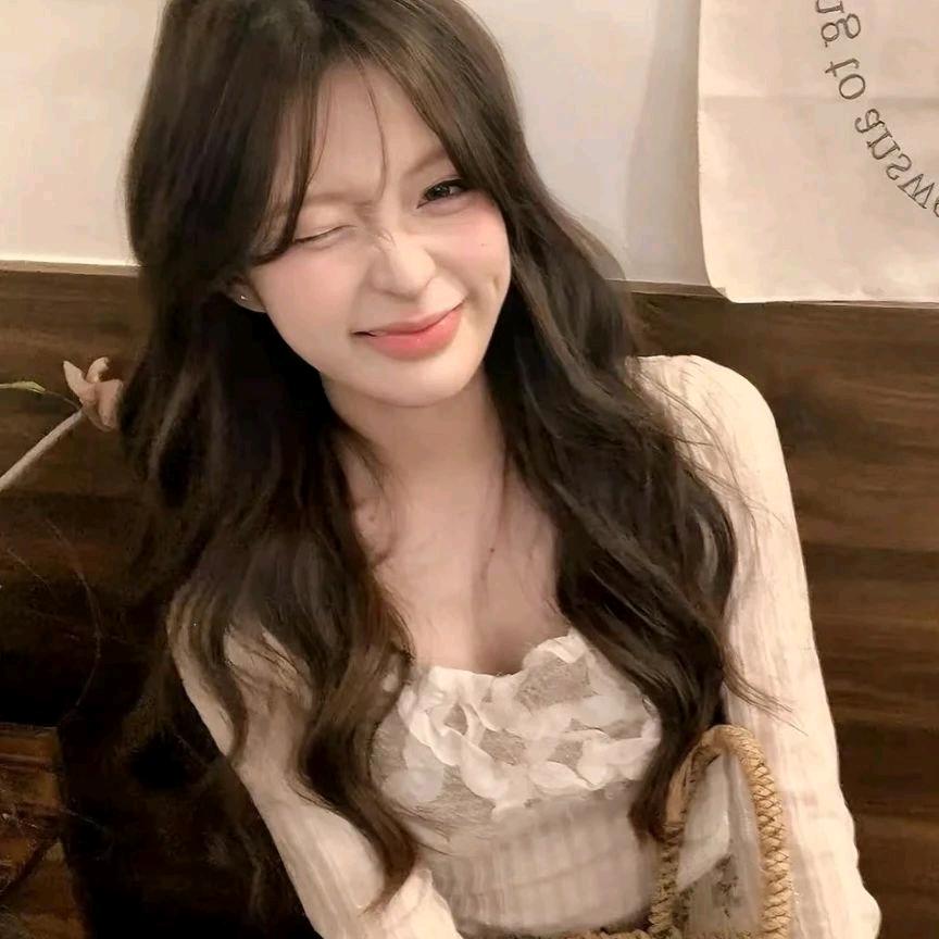 岁岁🌸（点🥚滴滴）