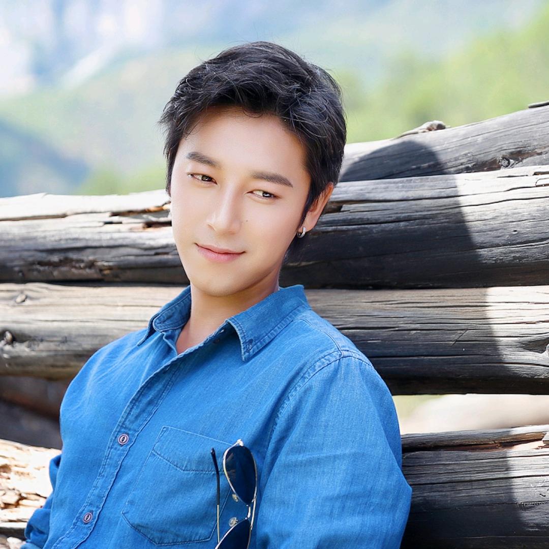 杨扎西💎摩梭人