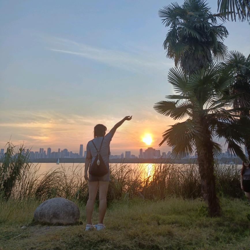 武汉市佳合鑫房地产经纪有限公司