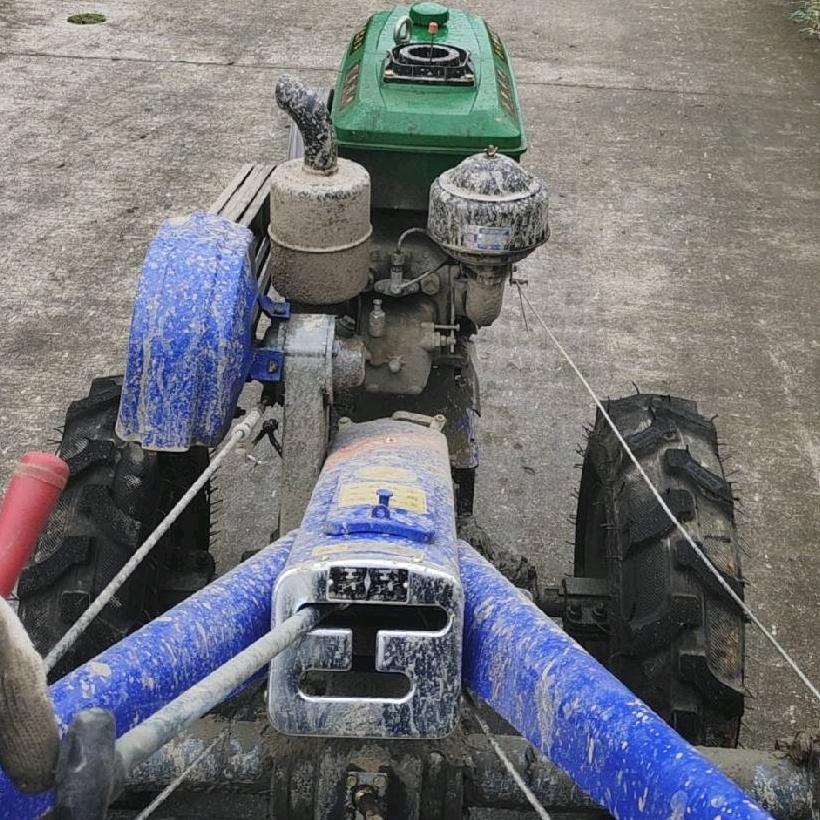 不想开拖拉机的啊胡