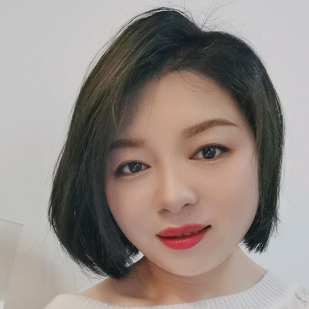 琼