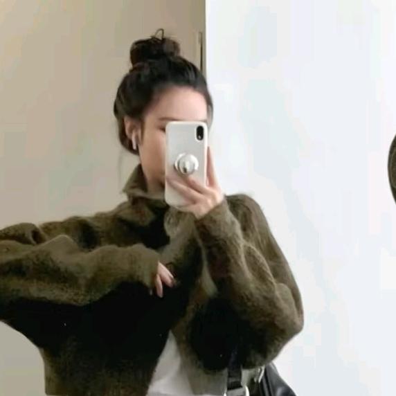 菲儿女装店