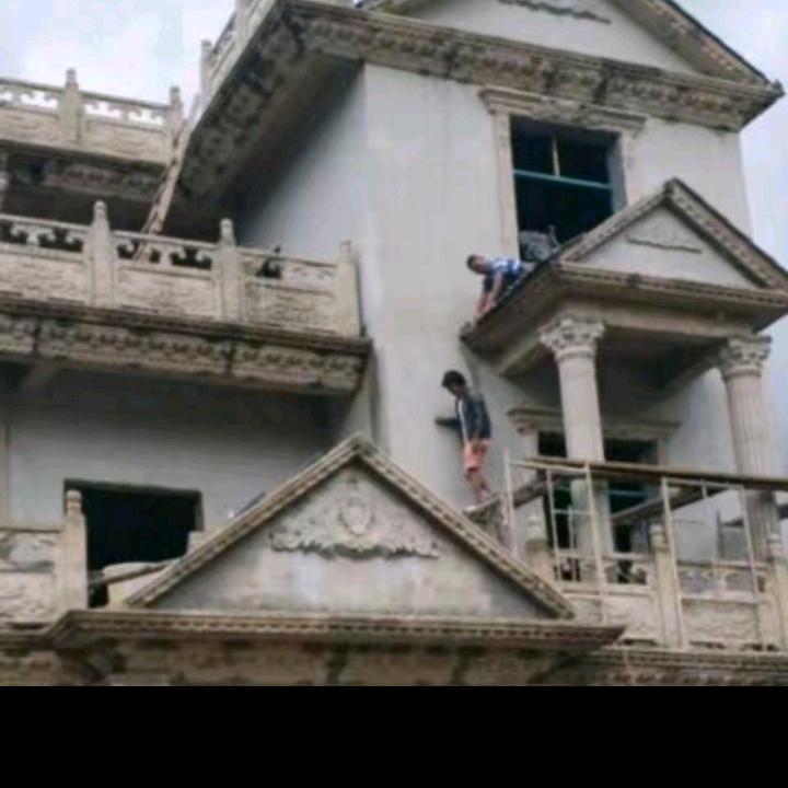 李辉。内外墙装修工，