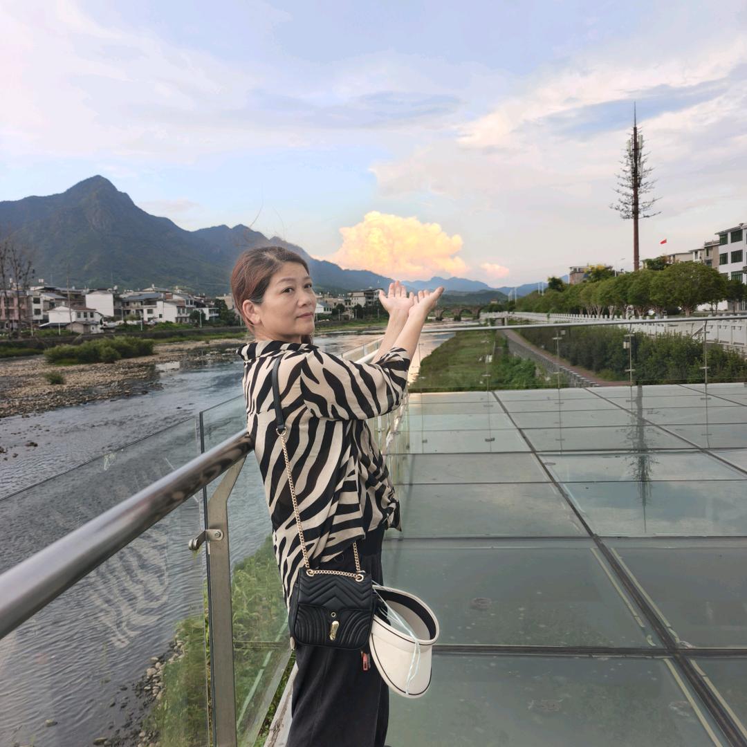 铅山费阿贵 寻找叶文斌。我是姨娘。