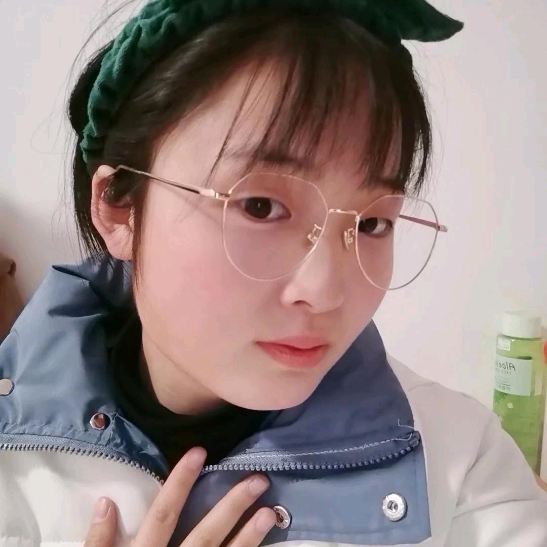 佳佳吖（三胎哺乳期）