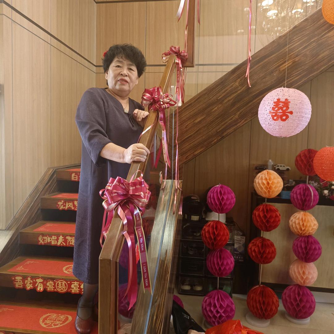 💋㈣奶奶（gao）