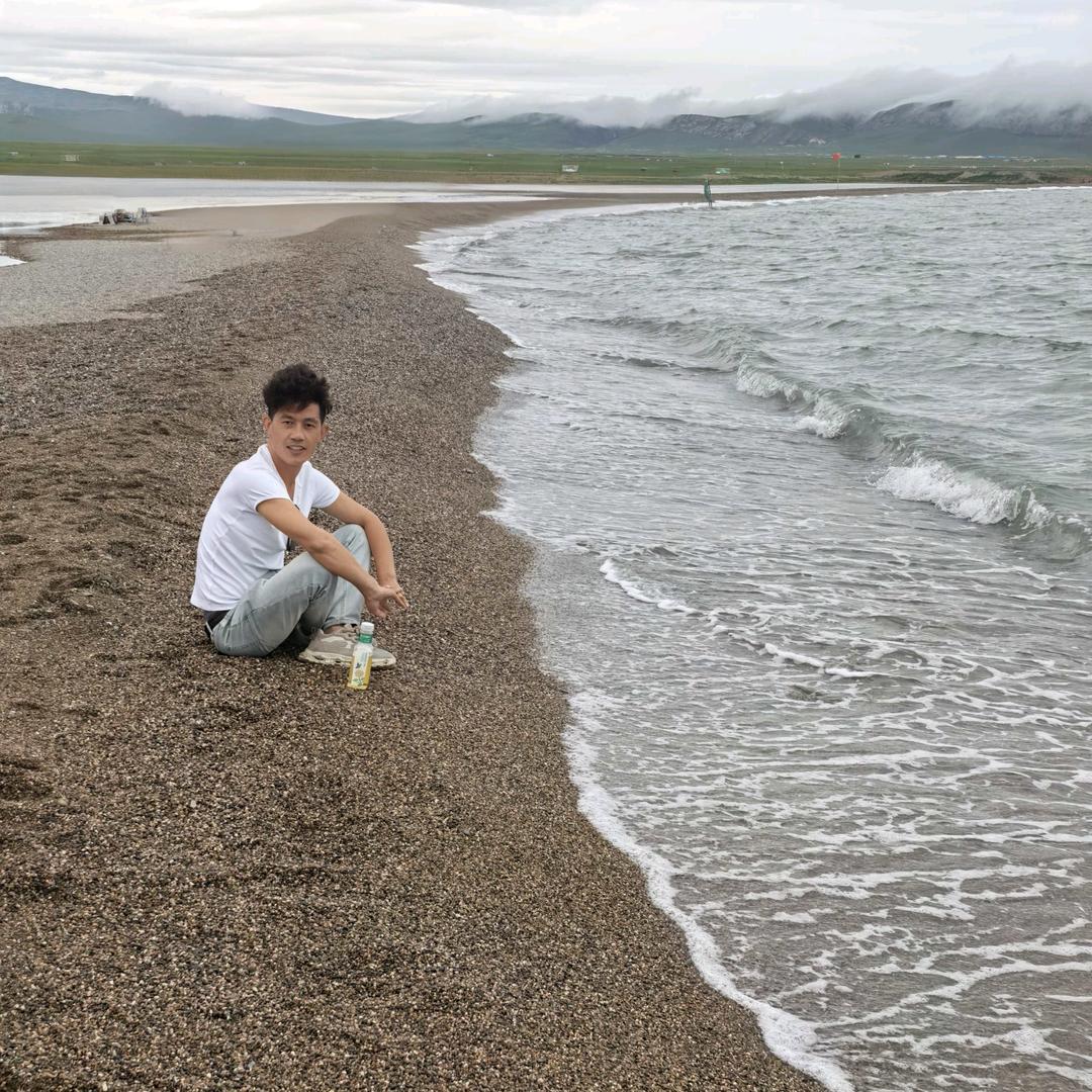 丁丁(>_<)