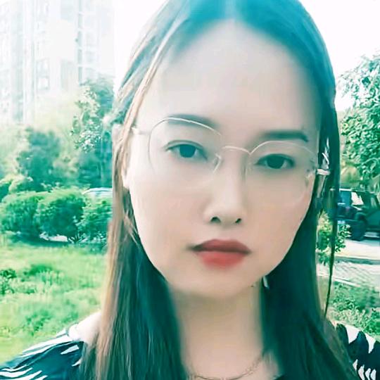 爱笑的少妇从此封心所爱