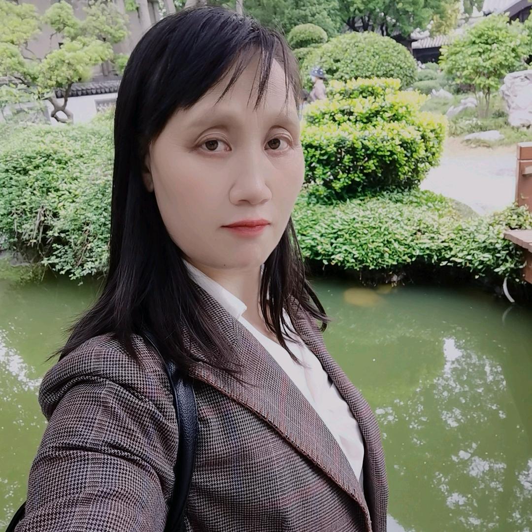 李龙龙