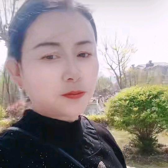 玲玲守护老公317，一个女人撑起一个家