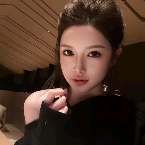 赵婉诺(精致穿搭）