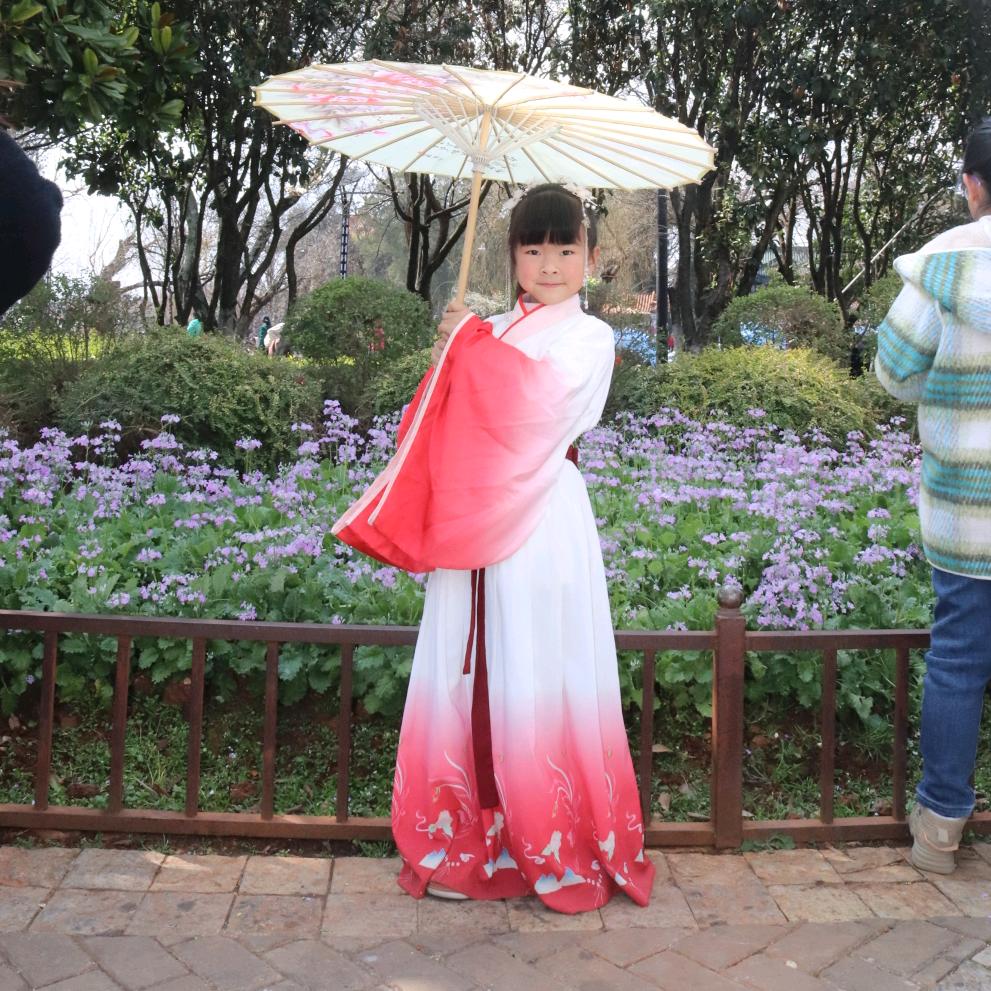 雯雯