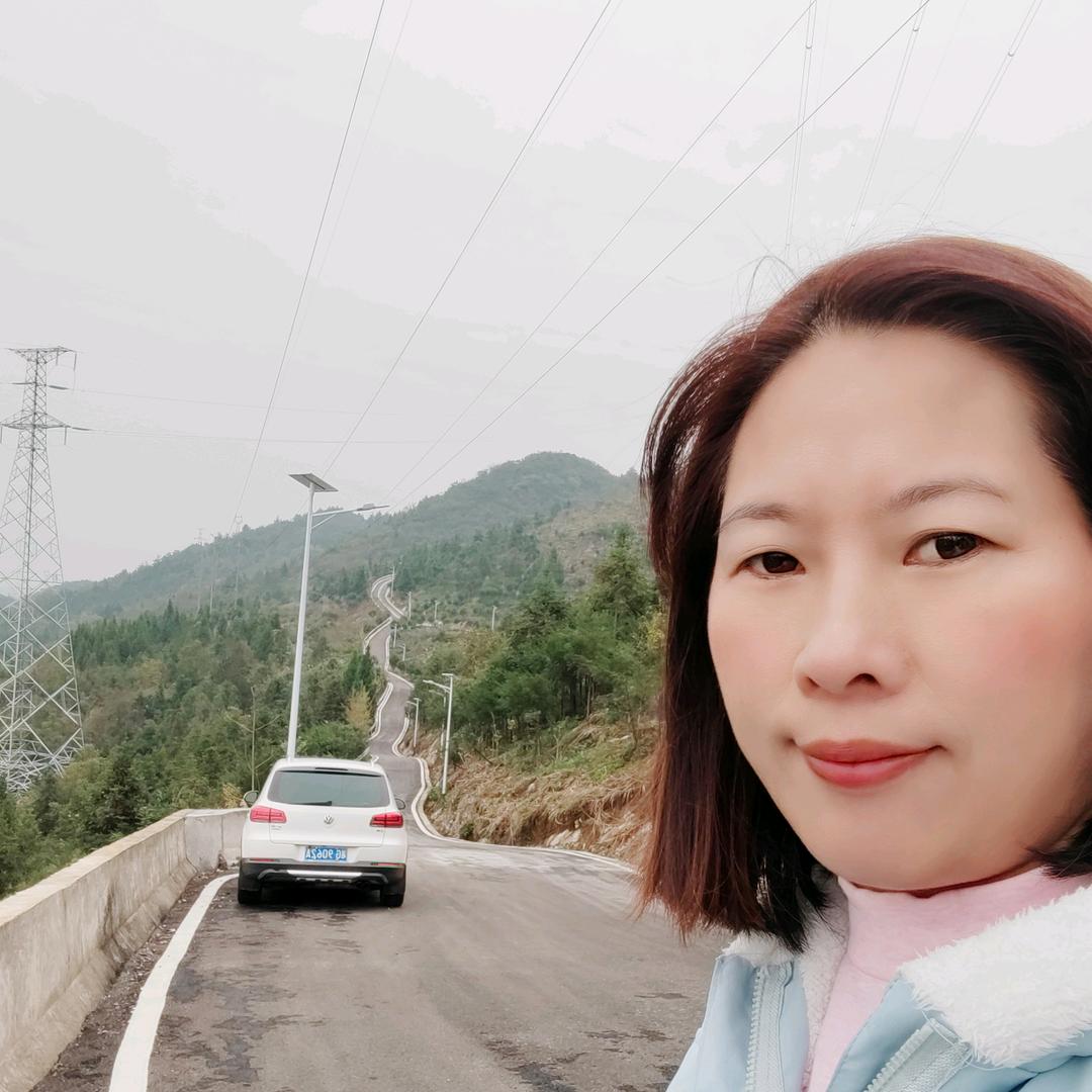 转身便一身