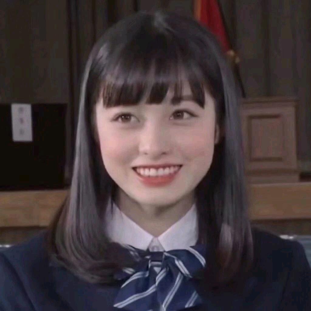 欣芯大概是个美女