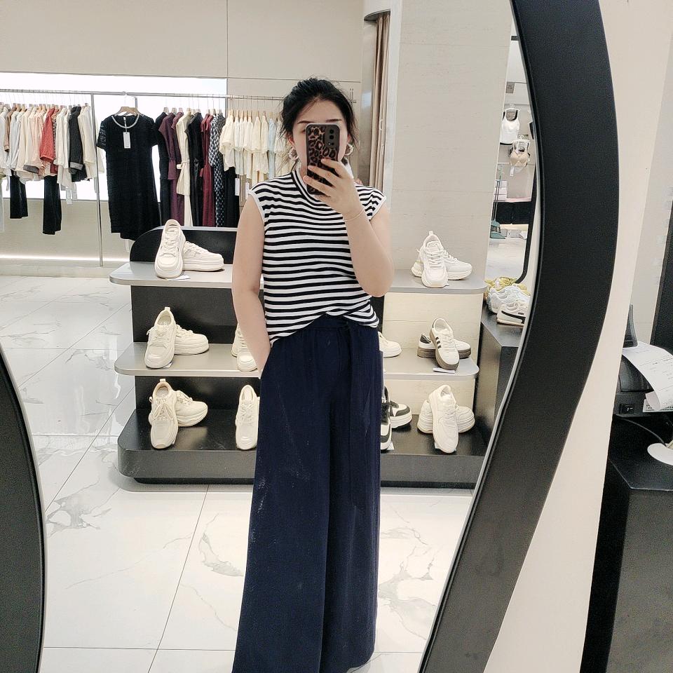 潮禾女装小白