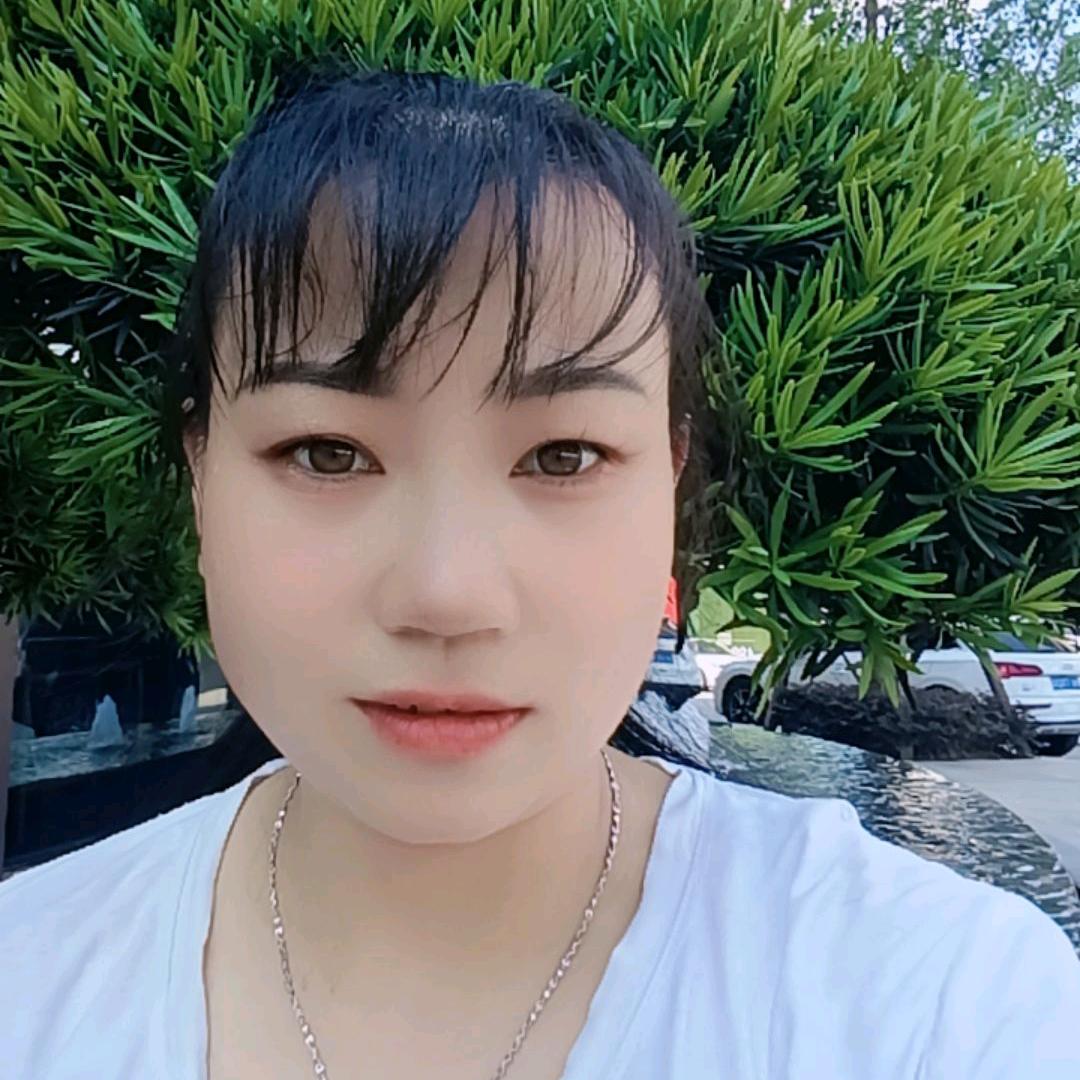 蓝色的天空，❤️❤️❤️❤️