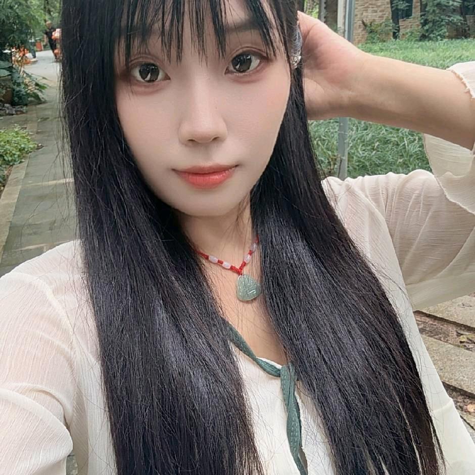 呆呆缺牙妹