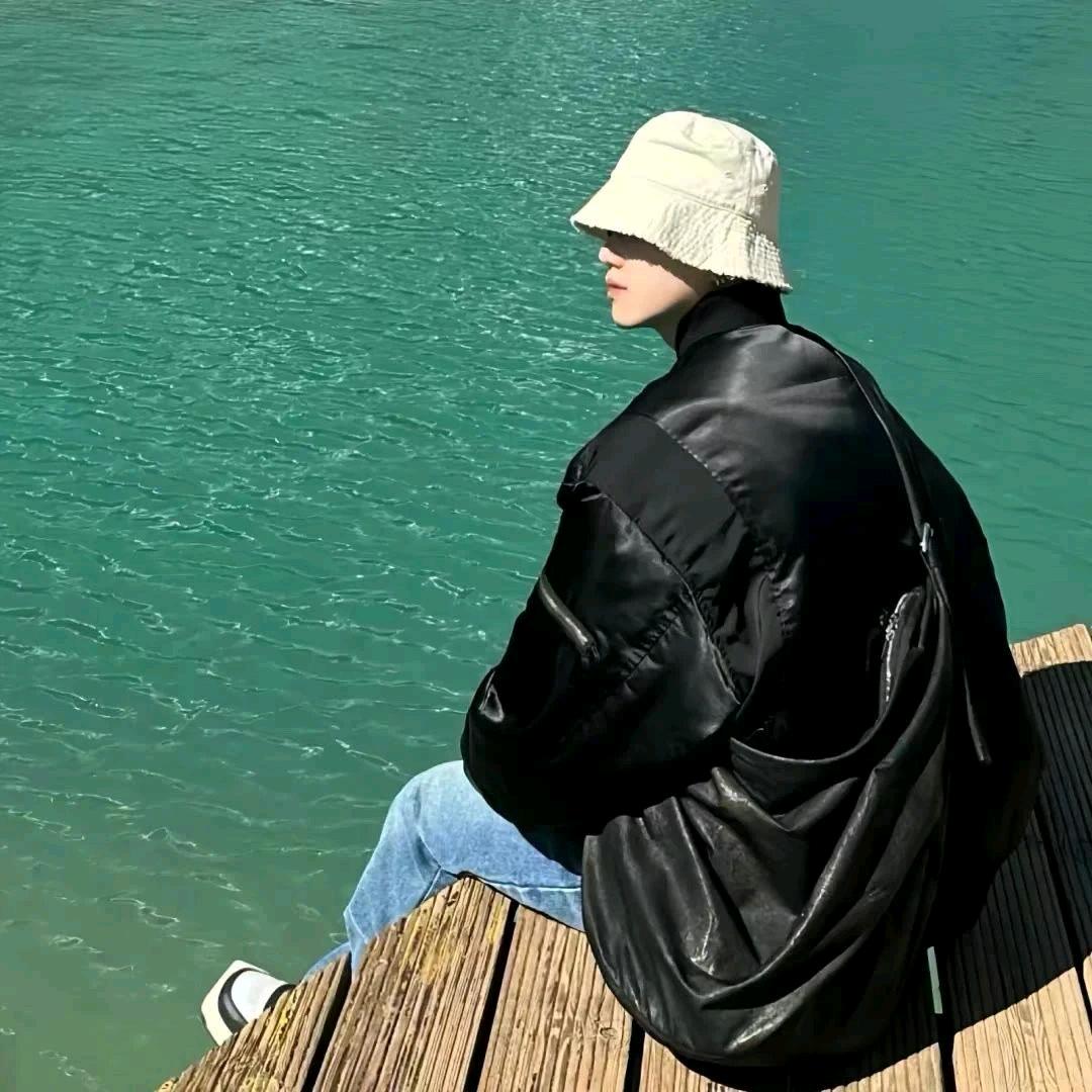 坠