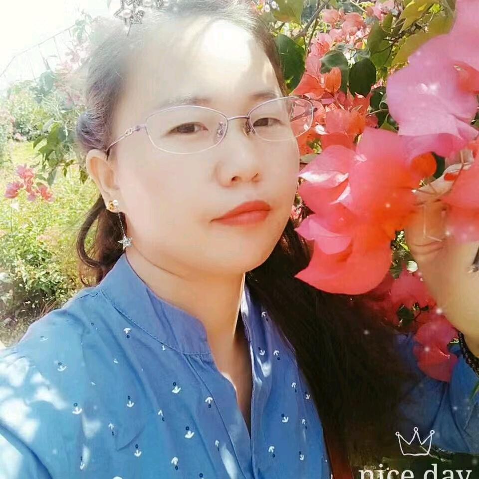 芳芳（568）每天下午 15：30直播