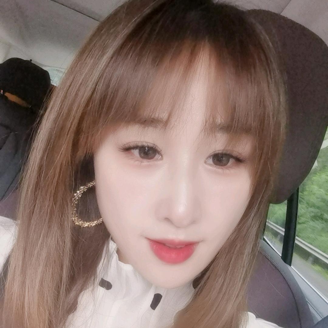 ༊ღ᭄笑而不语꧔