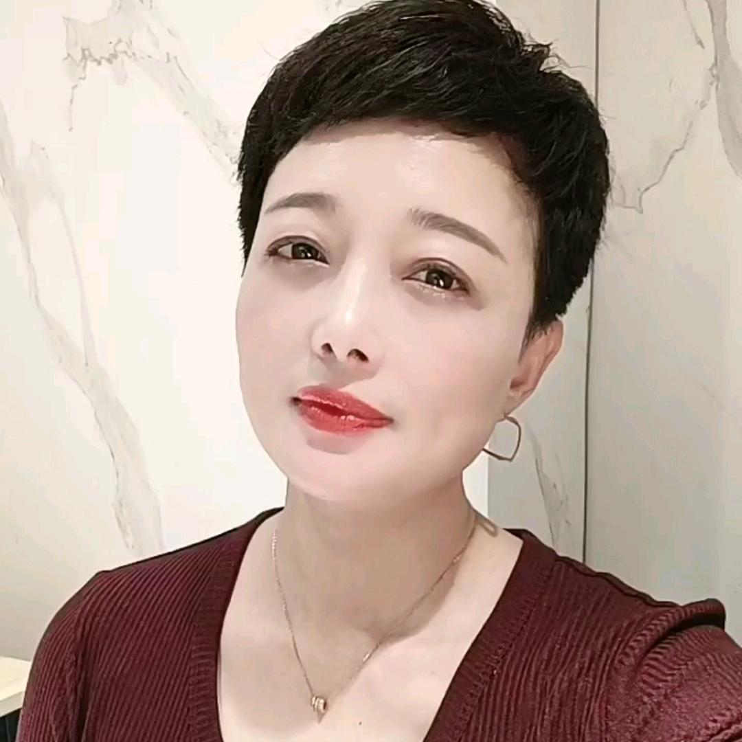 程姐男装