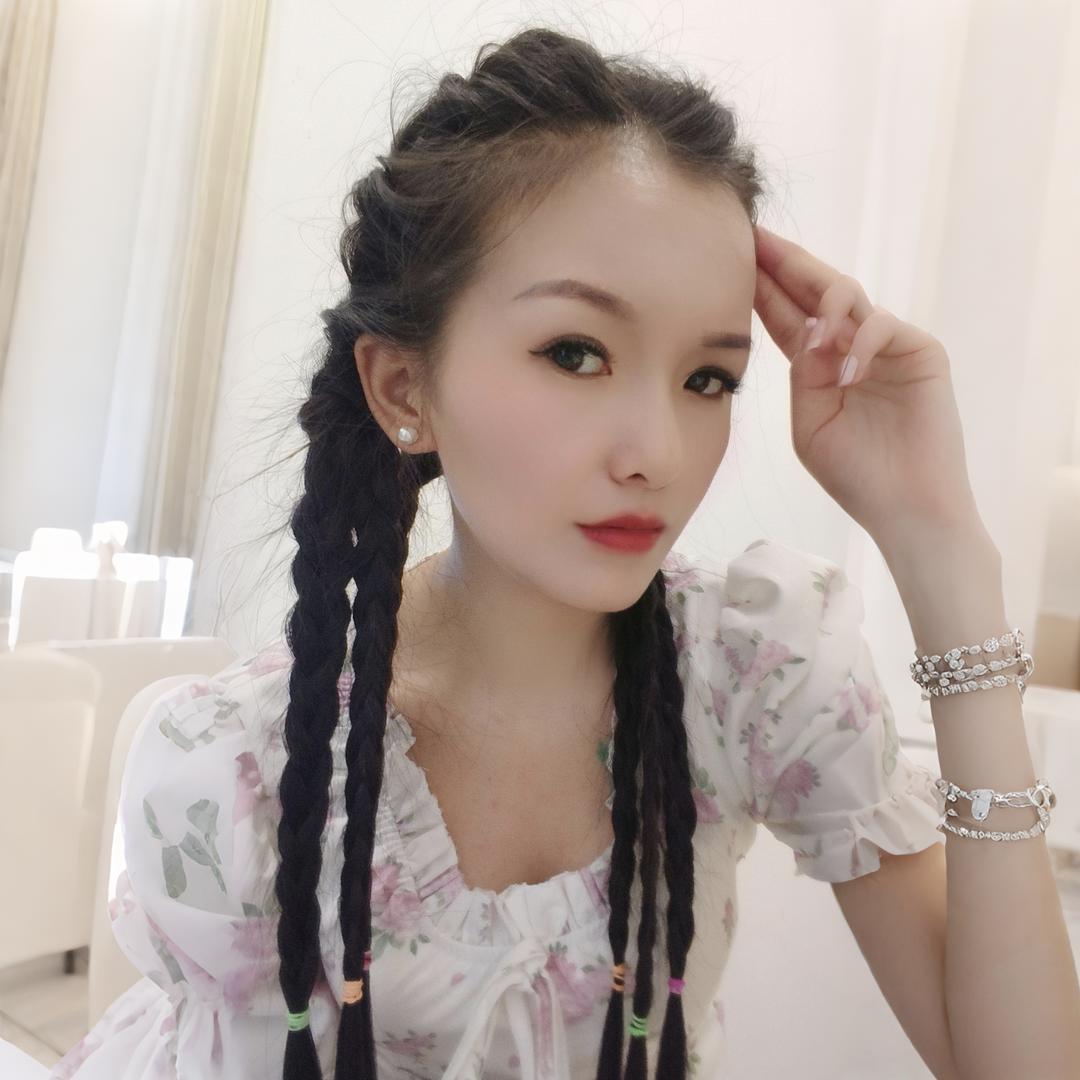 是阿荣呀！