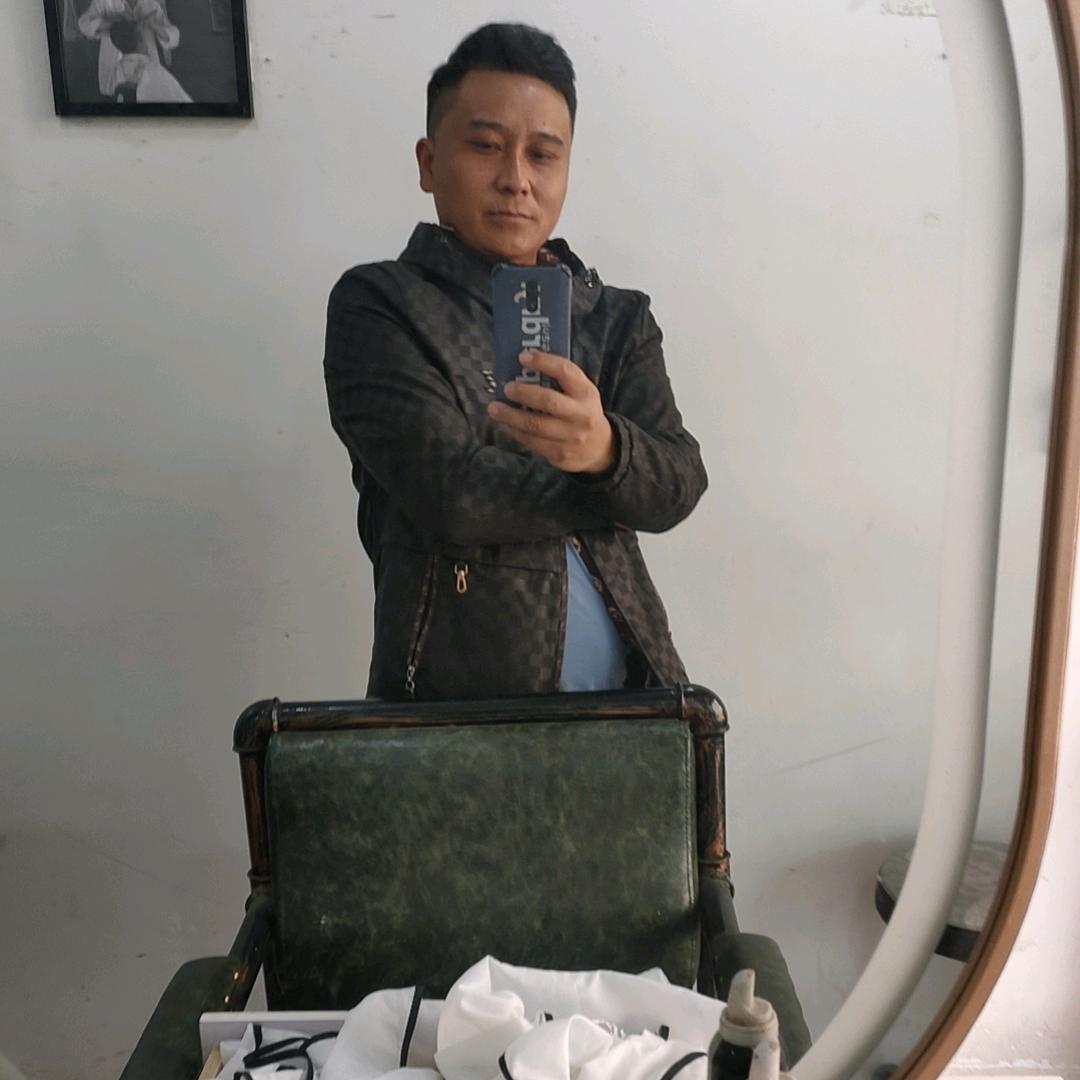 忘了他，我挣钱养你