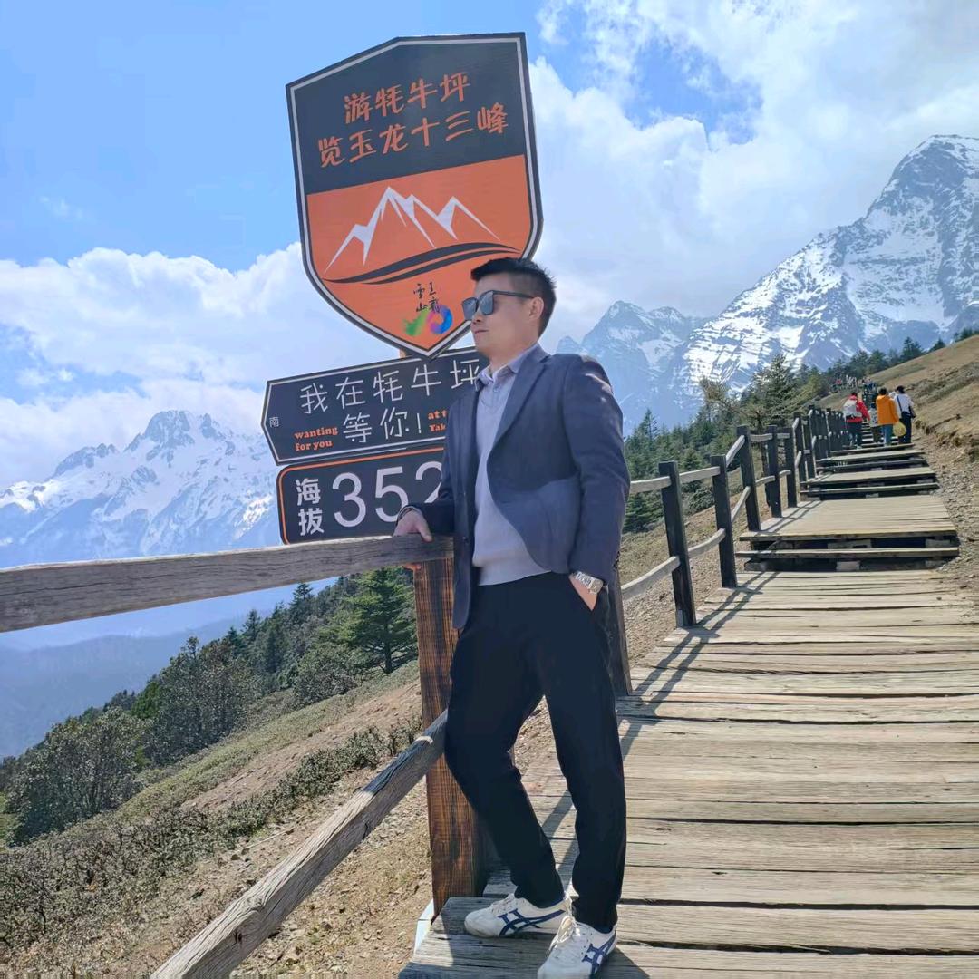 小鱼哥。
