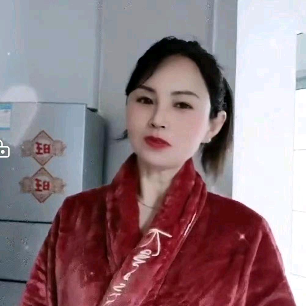 兰姐~(李蕴颖）