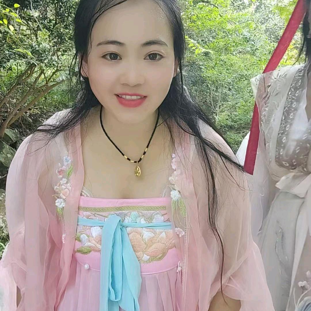 贵州妹，依然笑口常开