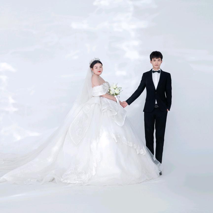 ℳღ终是⁵̶²̶º