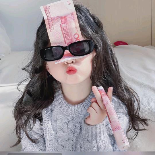 🥀꧁꫞芳💕꫞꧂