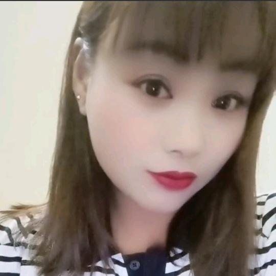 爱吃榴莲妞