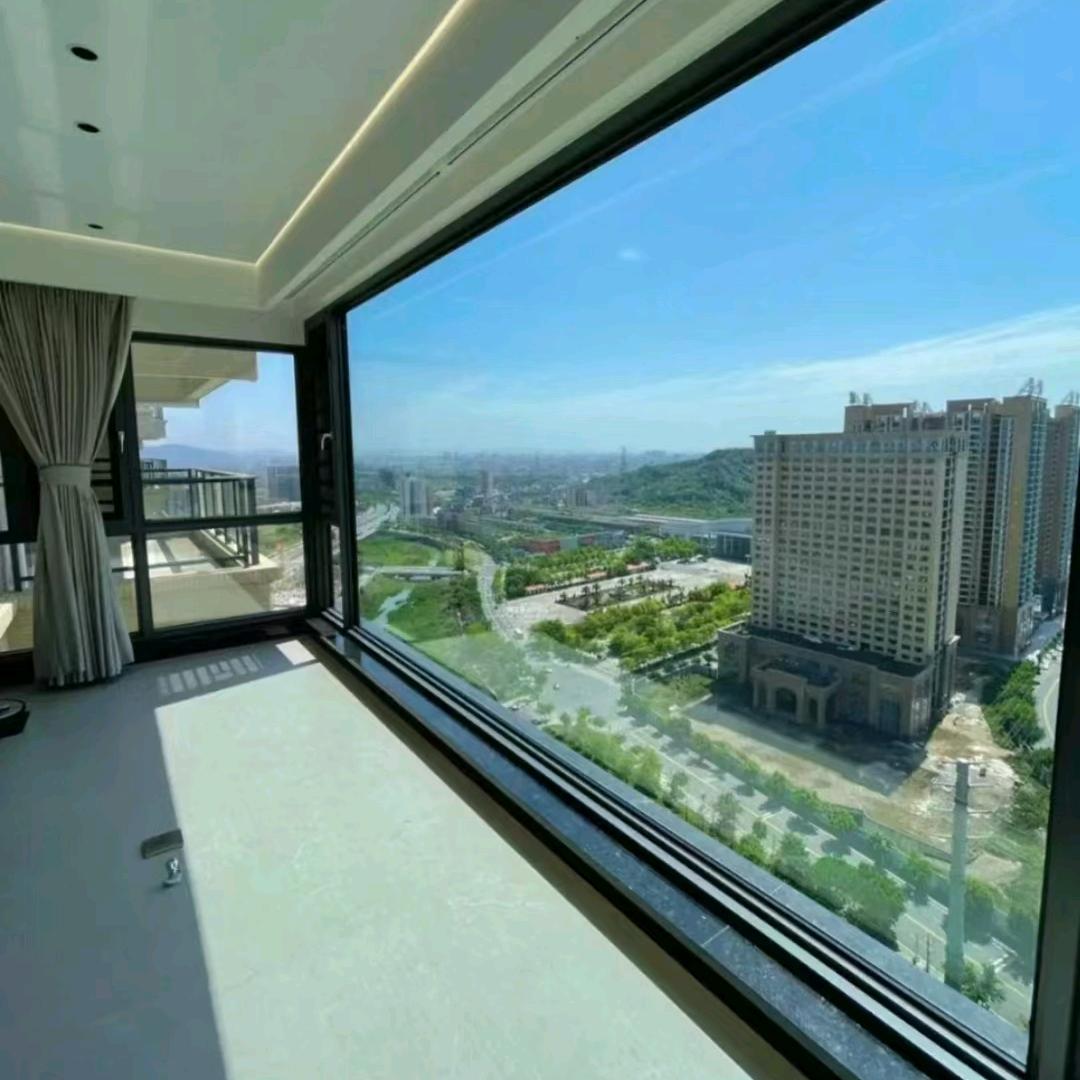 佛山市靓铝门窗