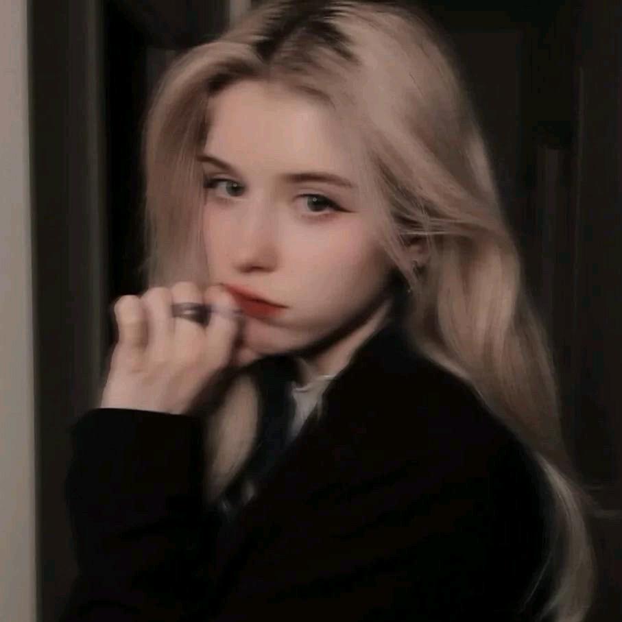 九
