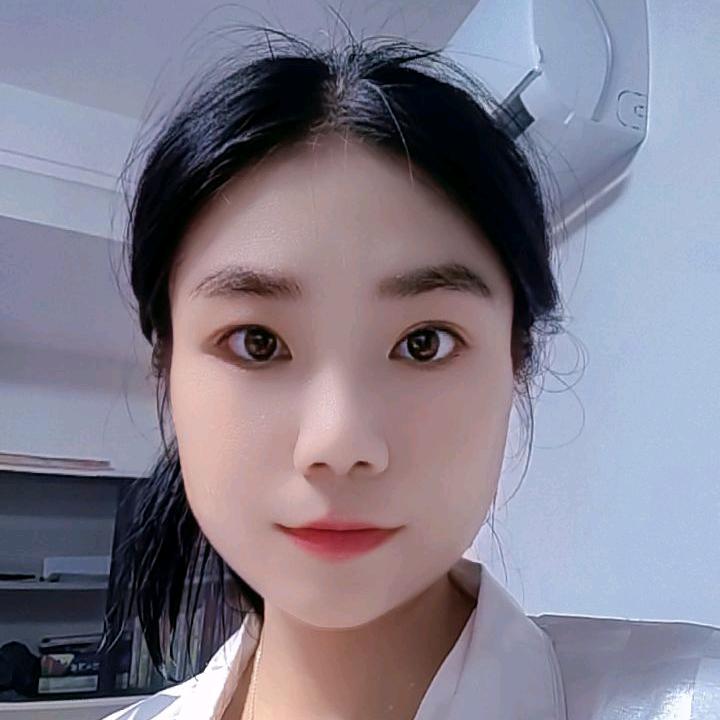 三个孩子的宝妈ainimena