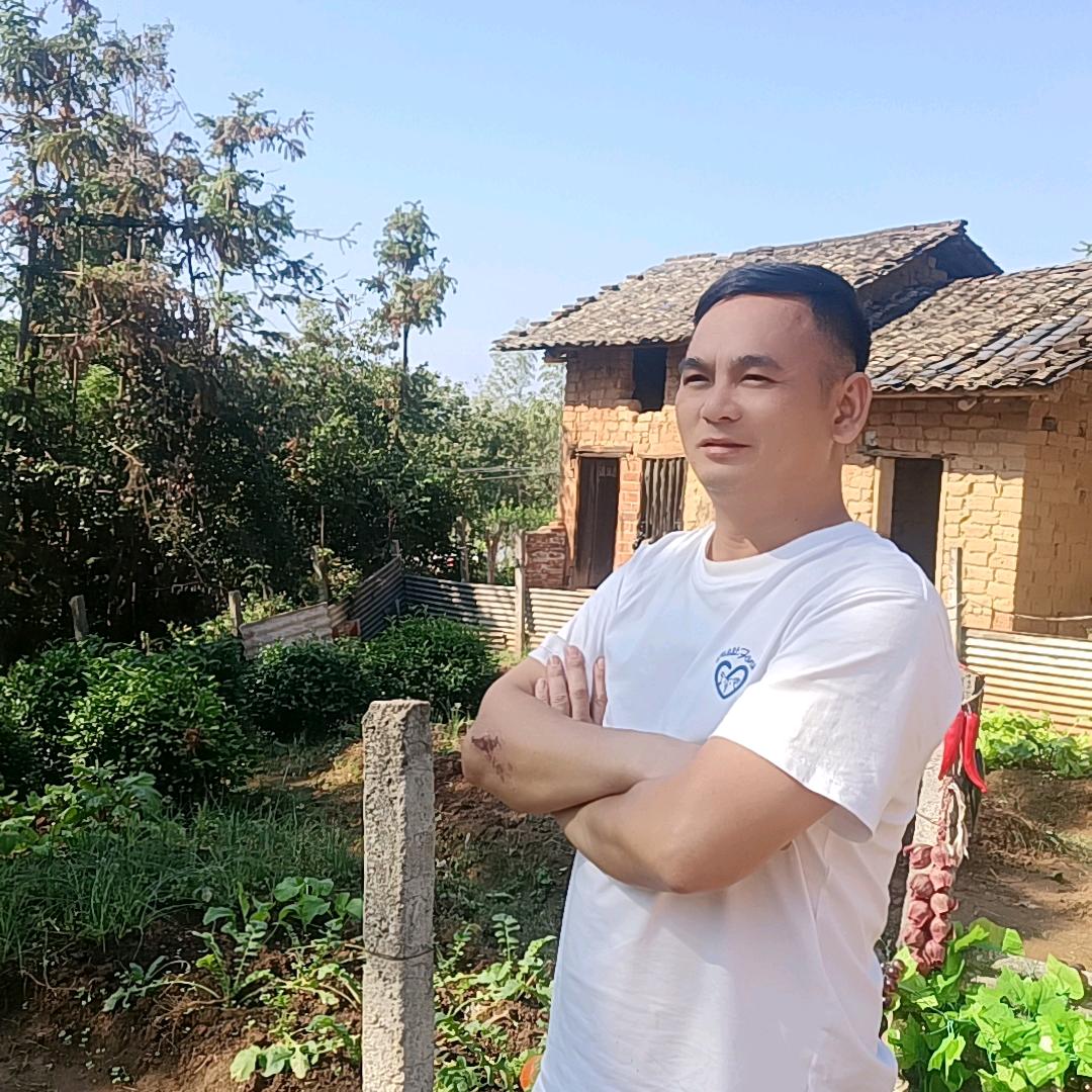 小青的妹夫阿文