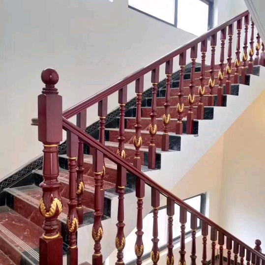 卖楼梯的小女孩