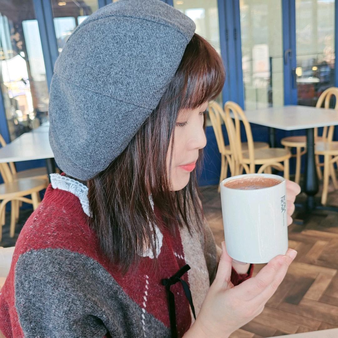 請吃飯的小姐姐