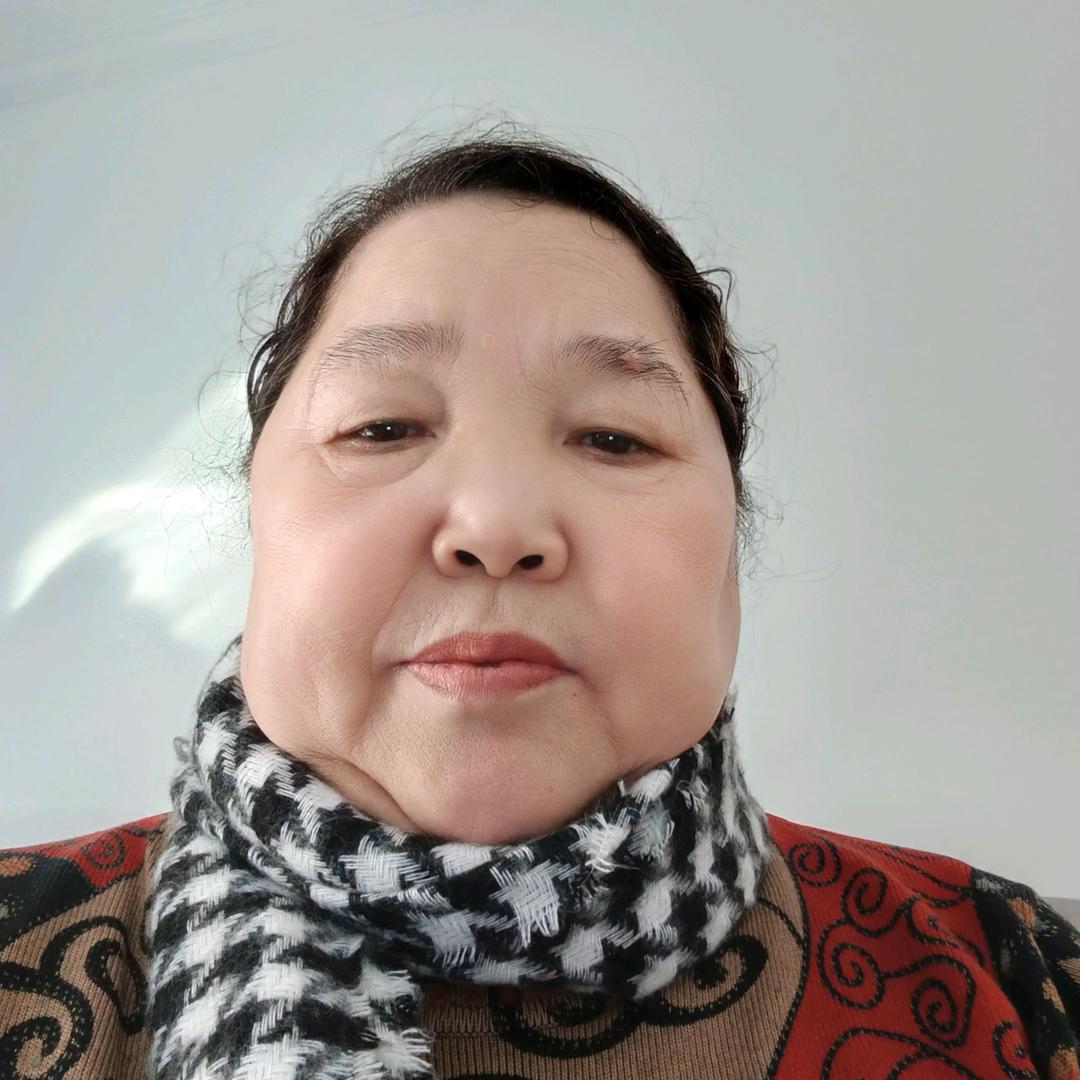 佟姐（晚上7.20分准时开播）