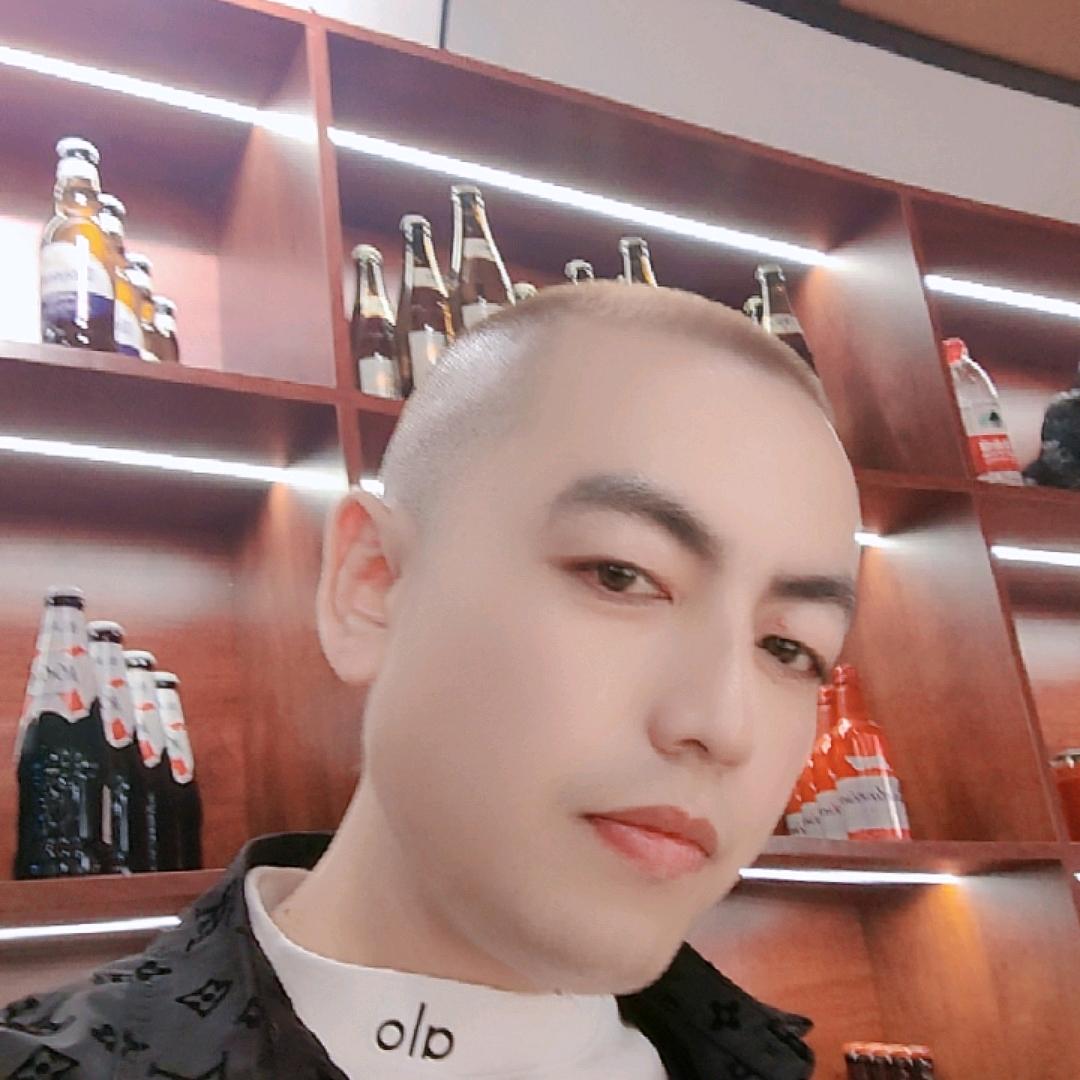 不二酒馆馄饨鞍山店