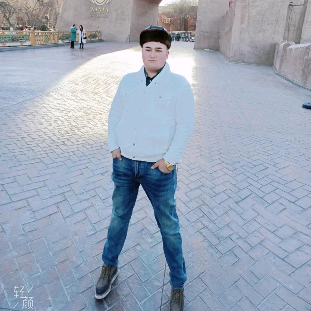 星际酒吧店长mardan