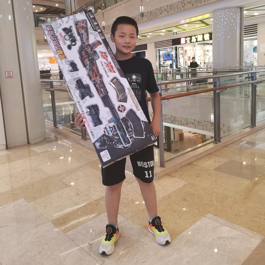 刘小圳～～