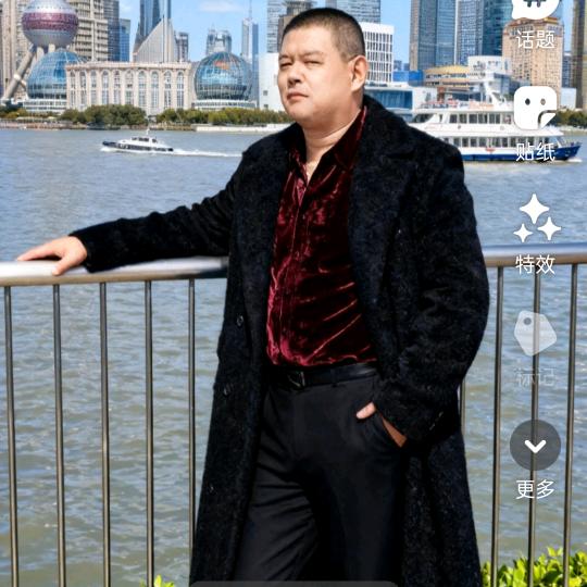 幸福一家人🐐🌺🌺