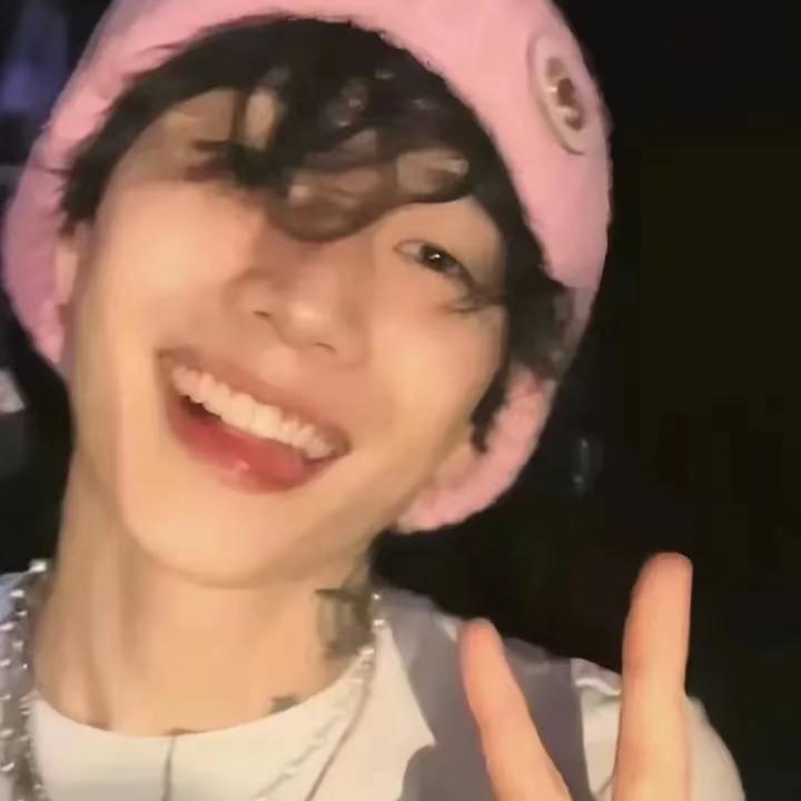 😇