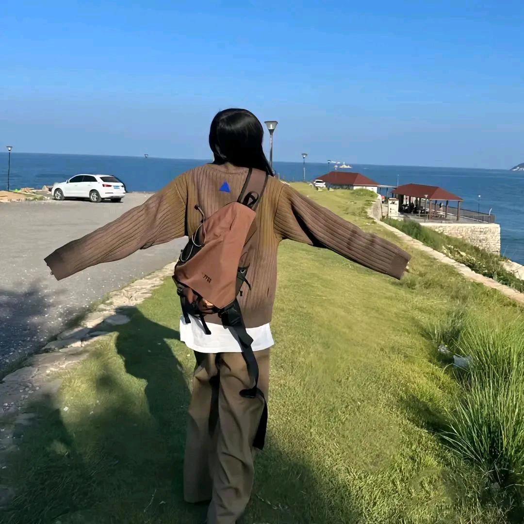 爱吃无油绿豆糕的徐悦头像