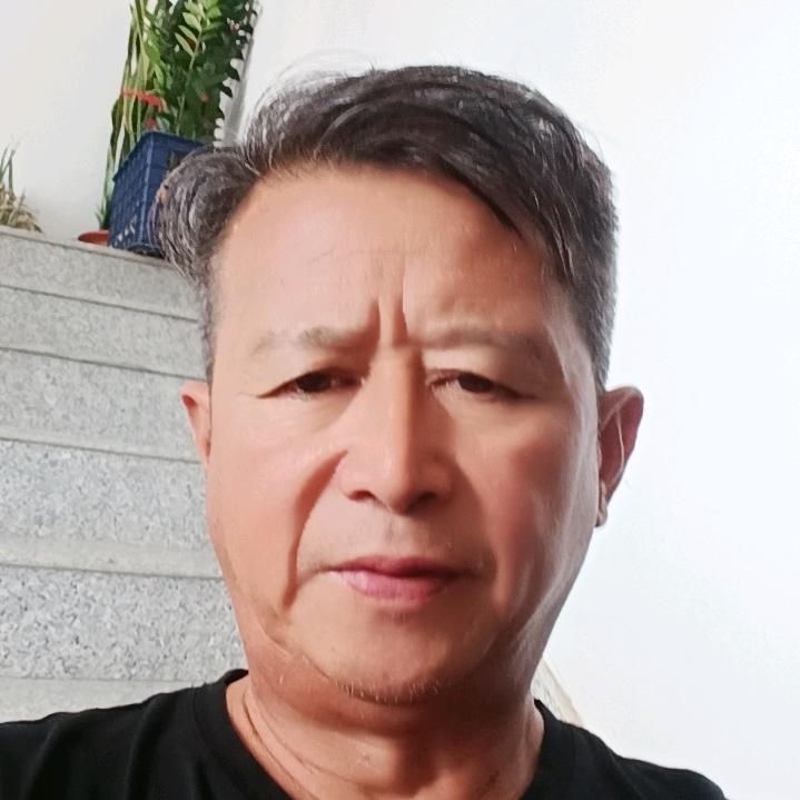 李忠新